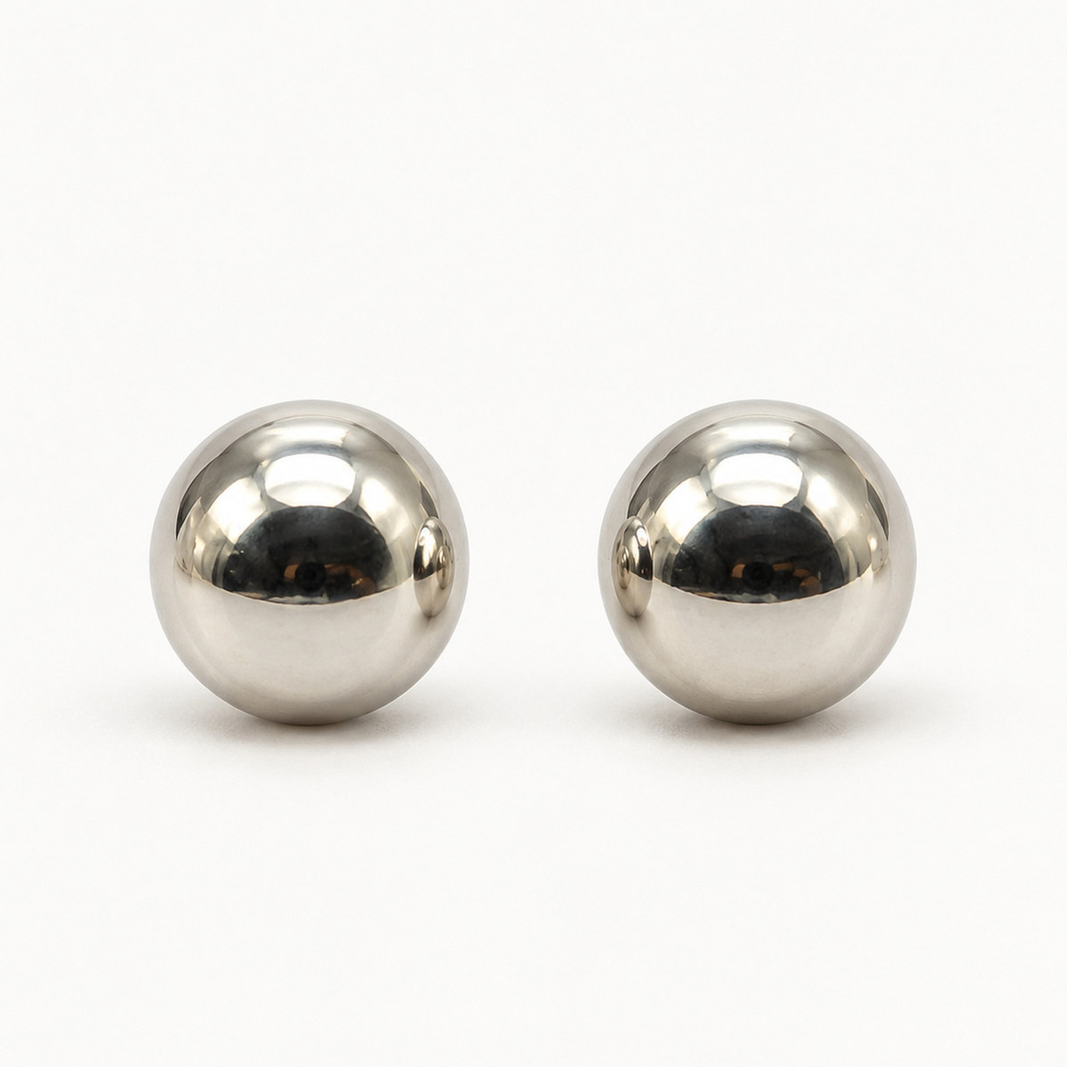 Aretes de bola lisa de 8 mm: vista principal